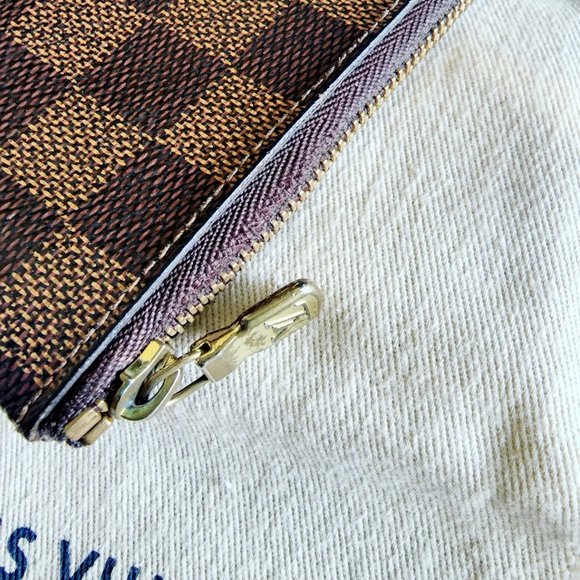 Louis Vuitton Pochette Cles Damier Ebene Canvas Coin Purse Excellent Condition - Picture 9 of 15